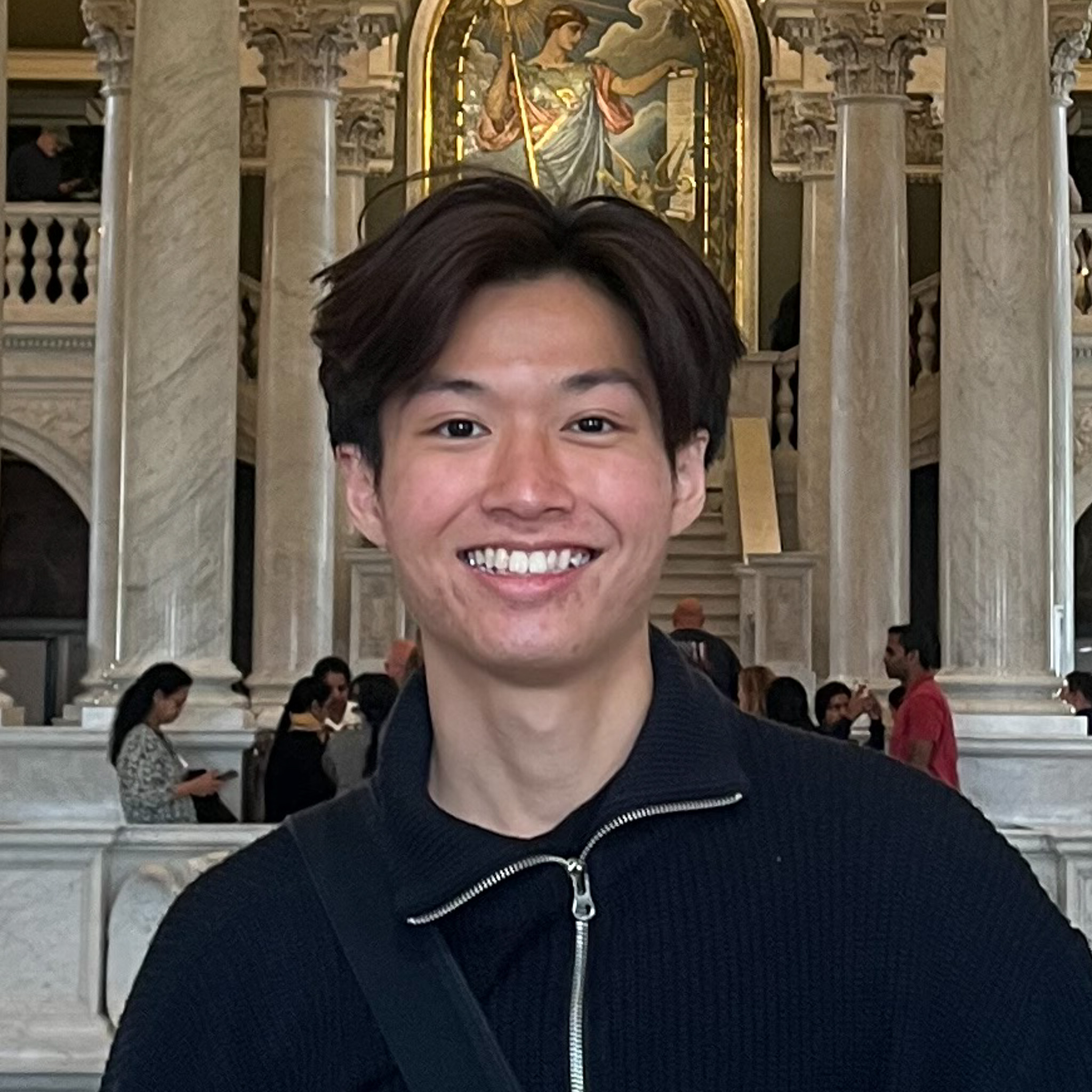 <b>Robbie Chia Yuan Ee</b><br><span class="title-fellow">Digital Marketing Associate</span>