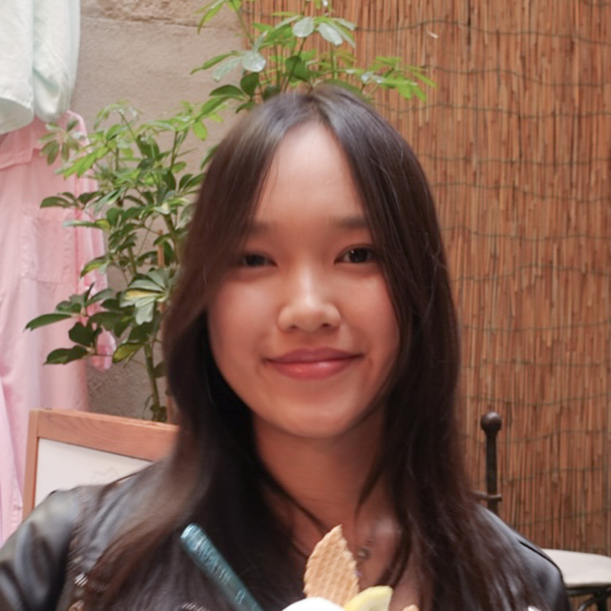 <b>Sophia Huan Shi Hui</b><br><span class="title-fellow">Head (Digital Marketing)</span>