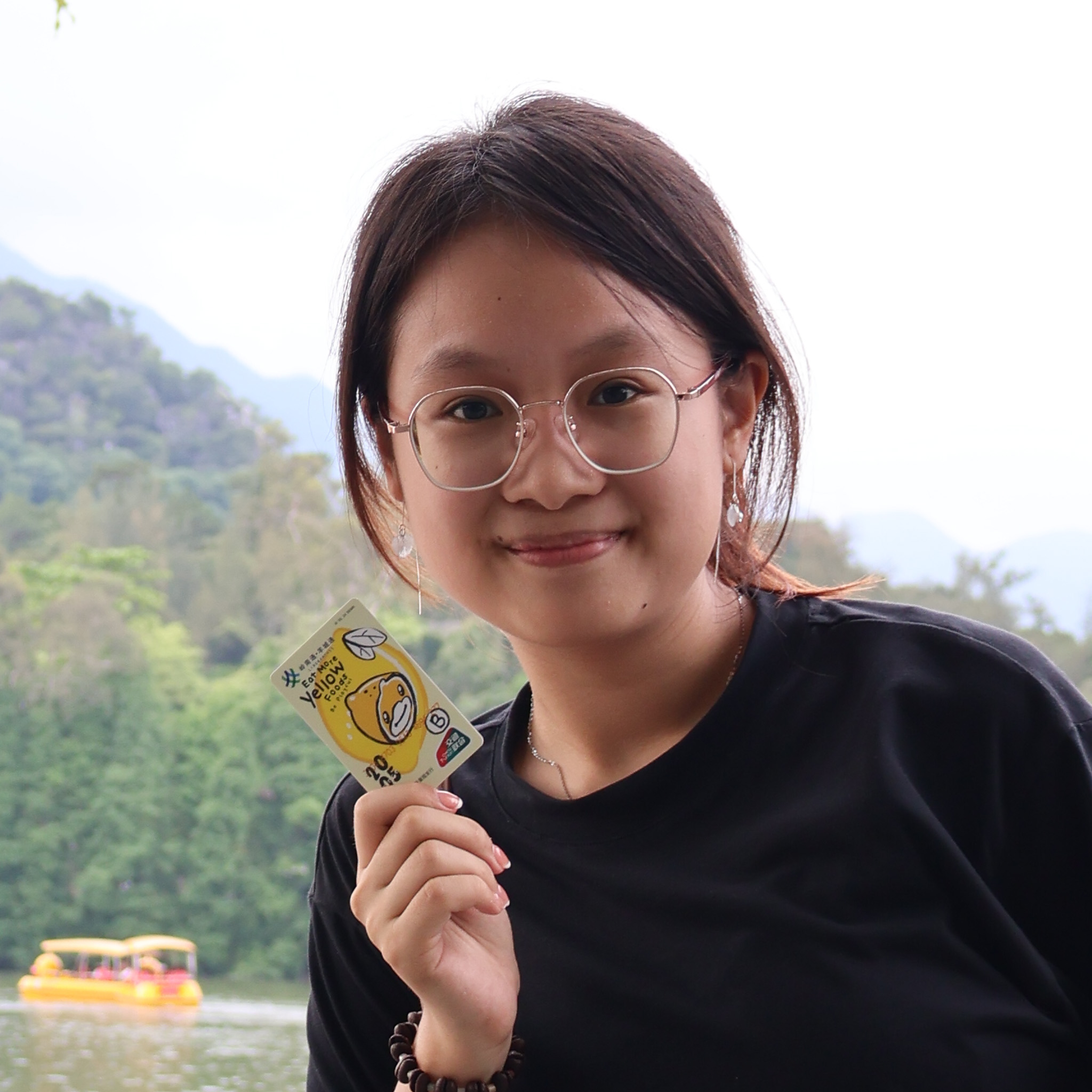 <b>Sim Shuan Hwee </b><br><span class="title-fellow">RC4Ambassador</span>